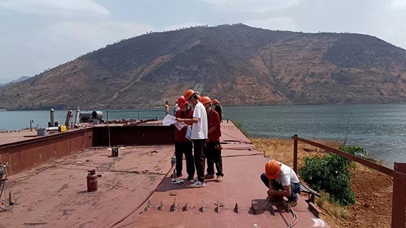 中国船级社（ccs）对湖南中大泵业云南观音岩项目的取水泵船进行检验！