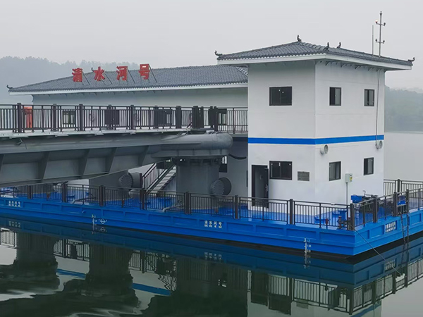 立式旋转接头摇臂式取水泵船-多个摇臂